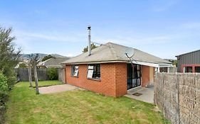 The Iron Gate Family Hideaway - Pet Friendly